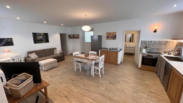 Rustichino Apartment Nebbiuno Bagian luar foto